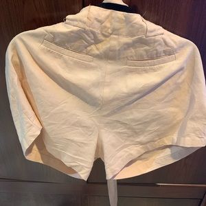 Beautiful pure linen shorts in pale baby pink! Never worn!!